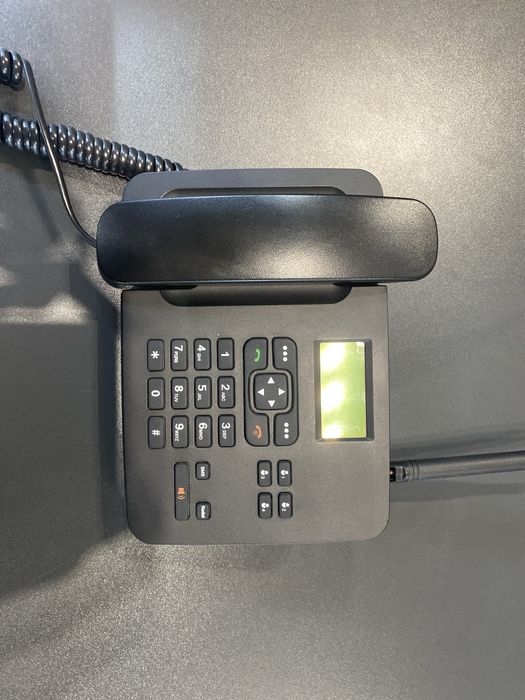 Мобільний телефон, стаціонарного типу, сам телефон на сім карти