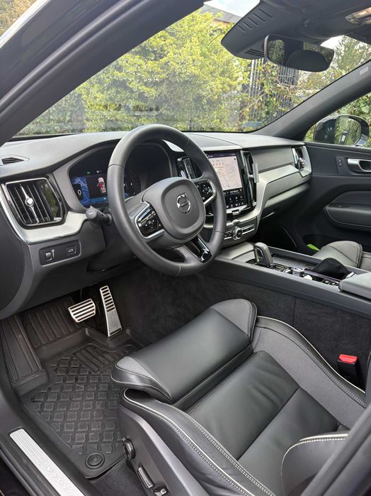 Volvo XC 60 B4 2022