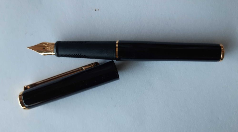 Caneta de tinta permanente e caneta rollerball da Sheaffer