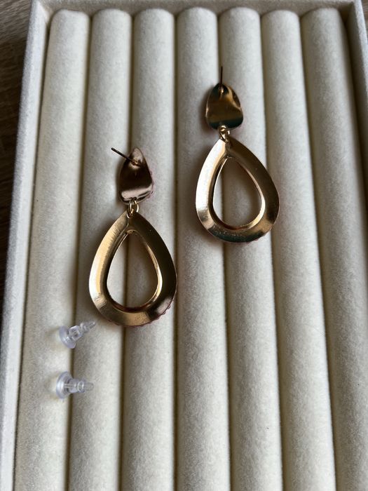 Nowe kolczyki (różowy diament)