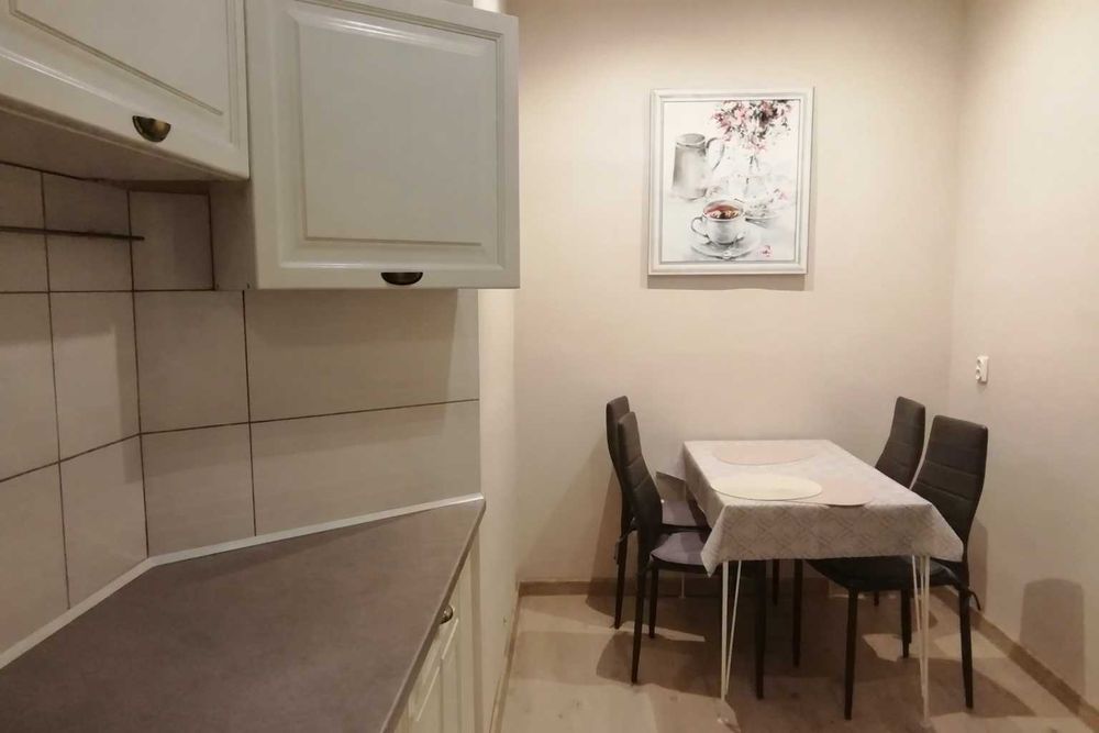 Sopot, 2 pokojowy apartament, taras, parking. Doba 200 zł całość (do 4 osób).