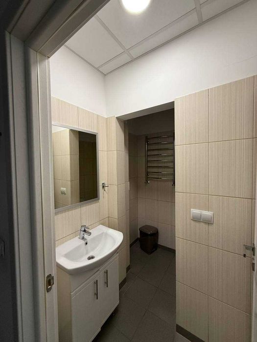 Продаж комерційного приміщення з ремонтом вулиця Малоголосківська