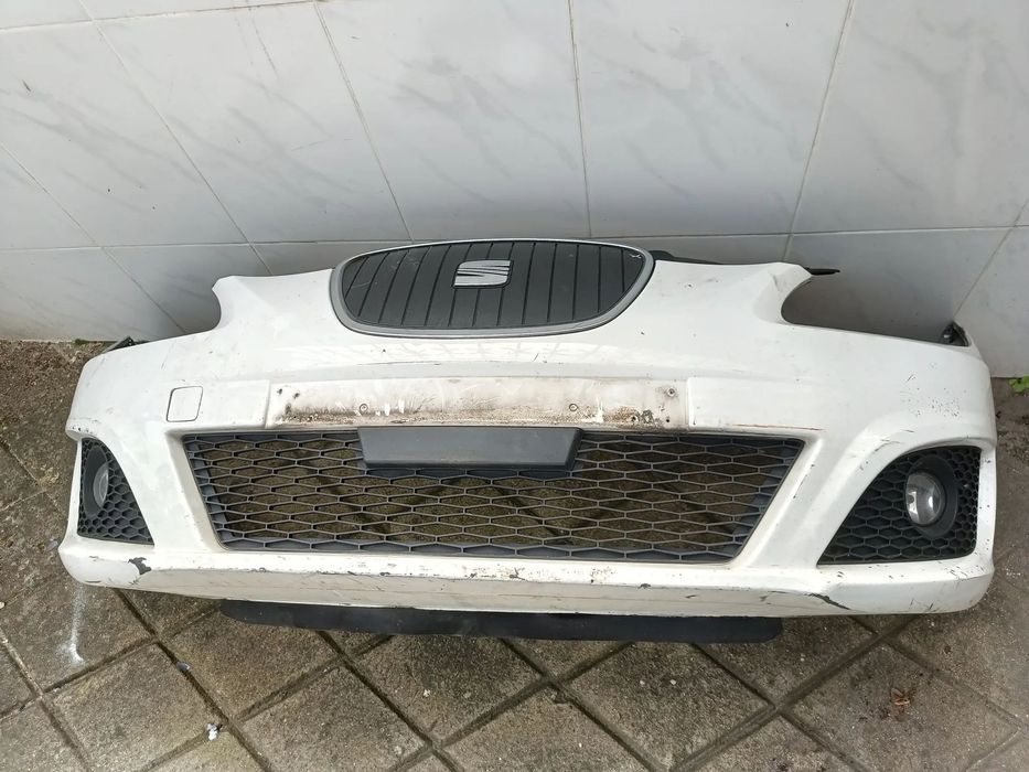 Para choques frente SEAT Leon 1P 2010