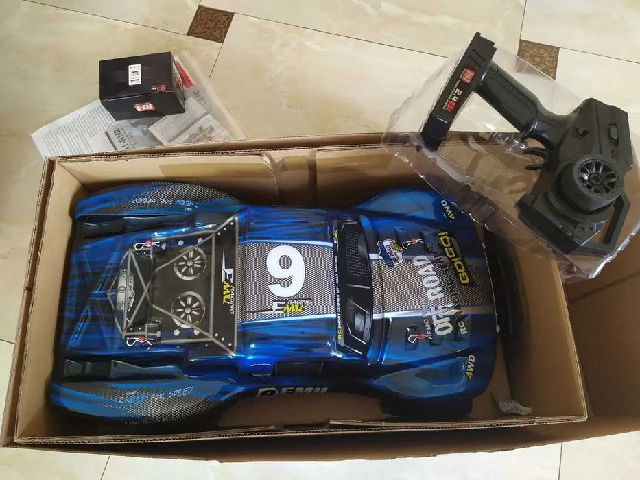 REMO HOBBY 8025 1/8 4WD 60 км/год безколекторний двигун, синій колір