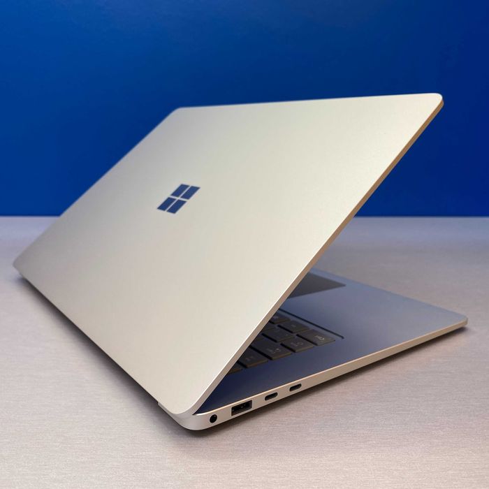 Microsoft Surface Laptop 7 - 15" (Snapdragon X Elite/16GB/512GB)64552091231873124