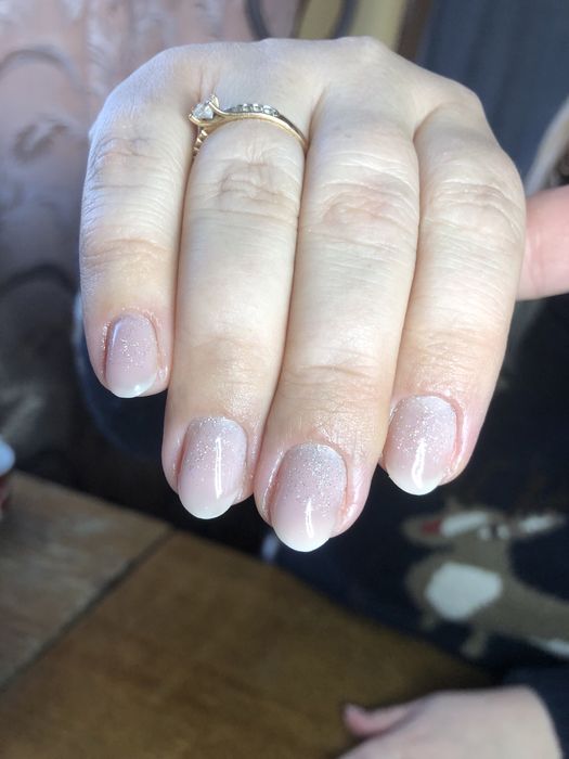 Манікюр Салтівка.