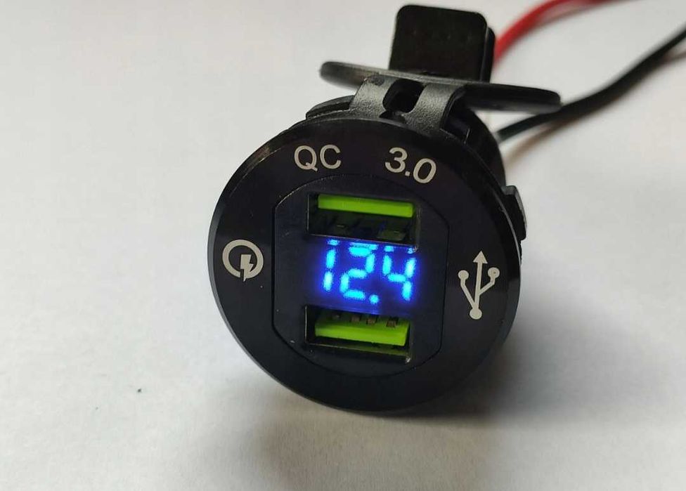 Ładowarka telefonu Yamaha Tracer 9 900 MT09 woltomierz