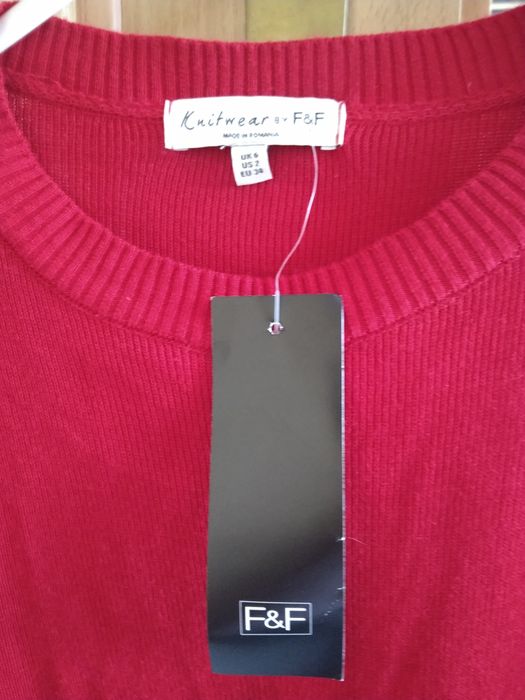 Czerwony sweter F&F