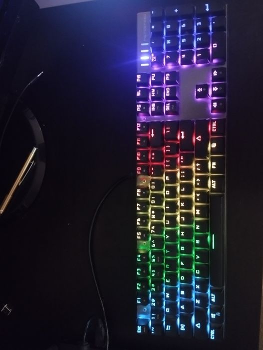 Klawiatura mechaniczna RGB MOTOSPEED CK104.