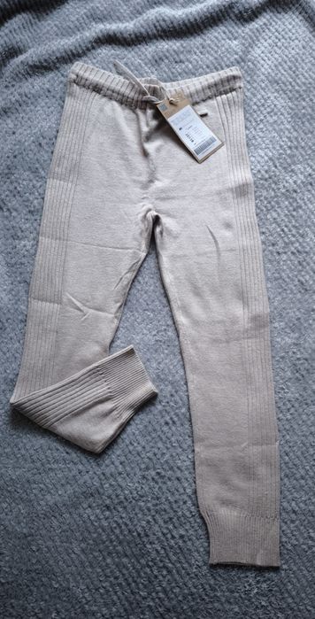 Legginsy swetrowe coccodrillo r. 128