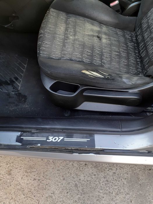 Peugeot 307 1.4 hdi foto 2