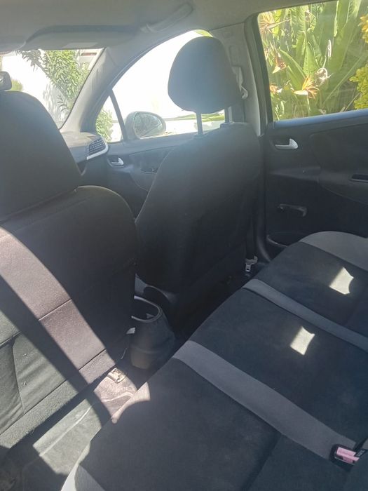 Peugeot 207 260 000km 2009 5P 1.4HDI