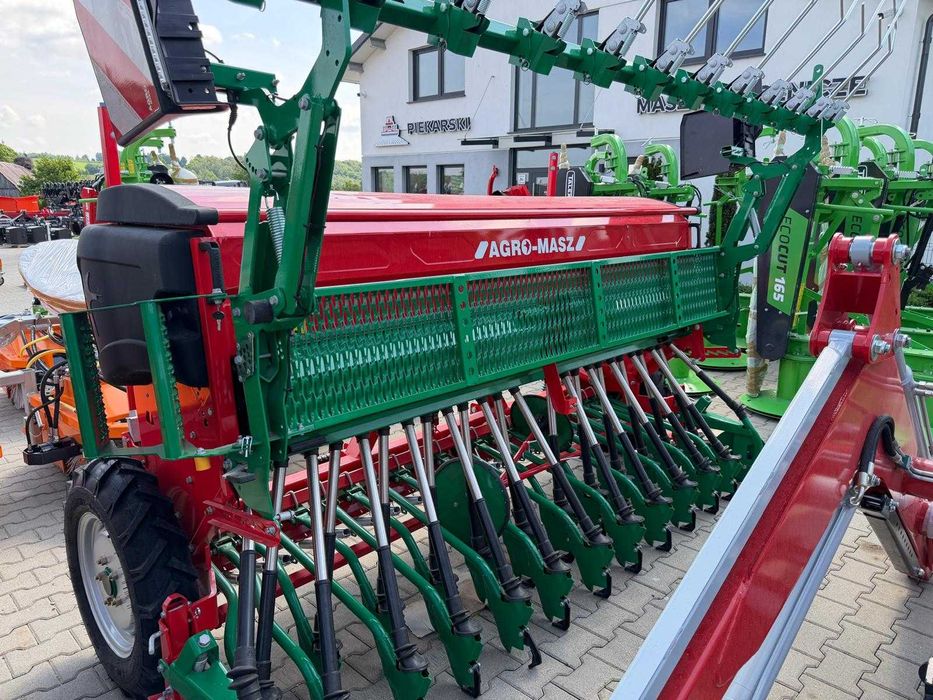 Siewnik Agro-Masz 3,0 m / 2,7 m / 2,5 m SR301 SR271 SR251