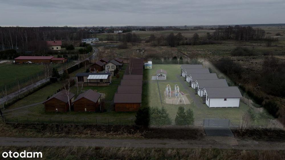 Działka nad morzem, w Bobolinie, wraz z 5 domkami - Więcej