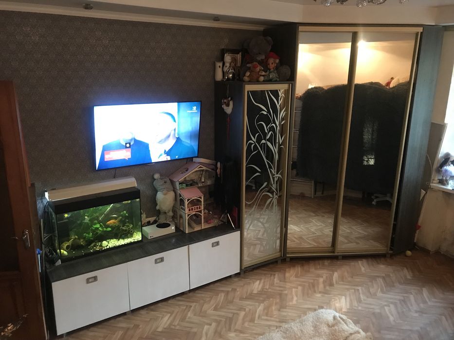 Продам стенку 405.5 общая длина