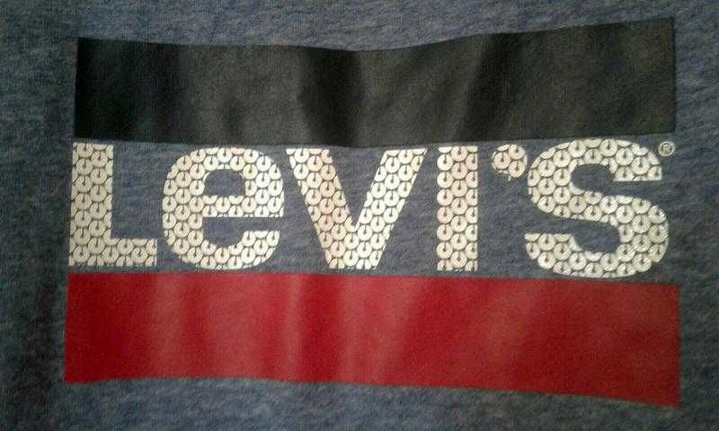 Платье свитшот Levis оригинал