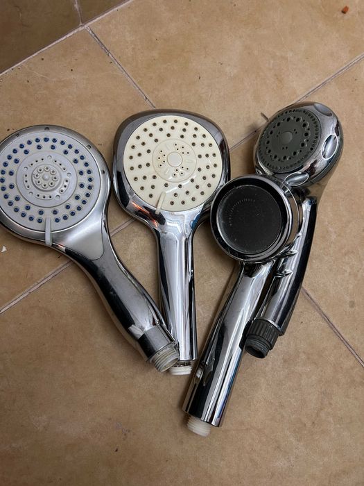 Lote de 4 chuveiros de duche