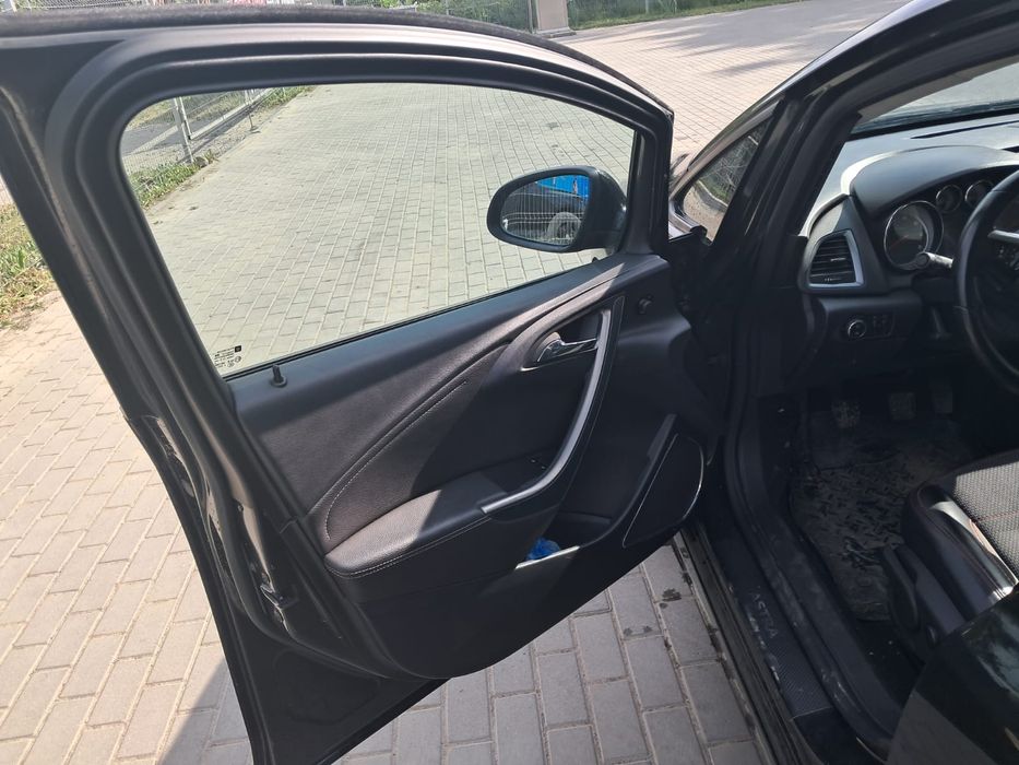 Opel Astra 1.7 diesel 2012