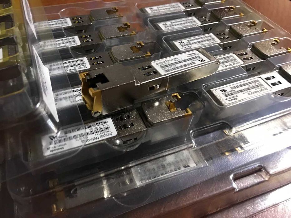 Модуль SFP Copper Juniper 1G SFP-1GE-T SFP to RJ45 Gigabit Transceiver