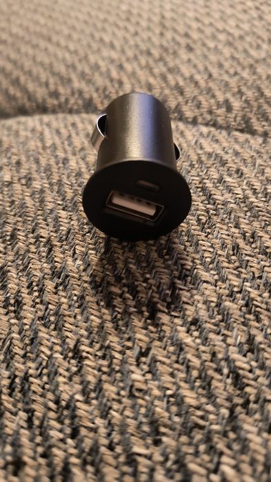 Nowa ładowarka samochodowa OTB