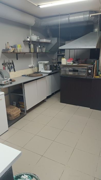 продам бізнес піцерію суші 57
