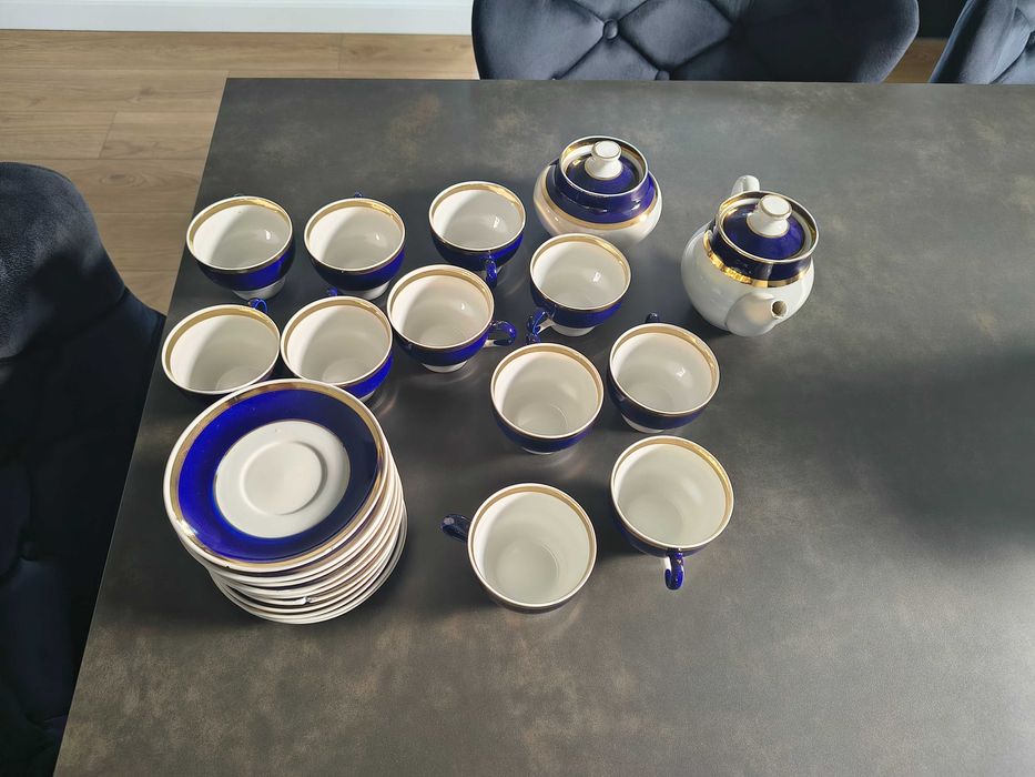 Pozłacana porcelana z PRL-u