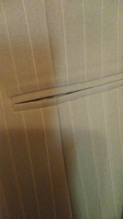 Marynarka oliwkowa w prażek