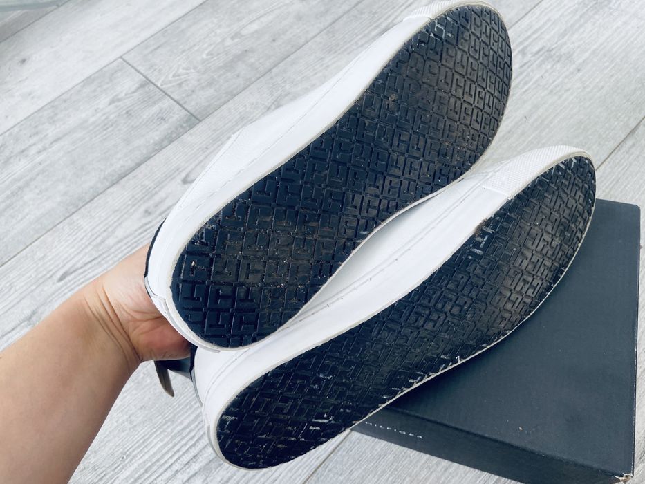 Tommy Hilfiger r 42 trampki biale meskie skorzane