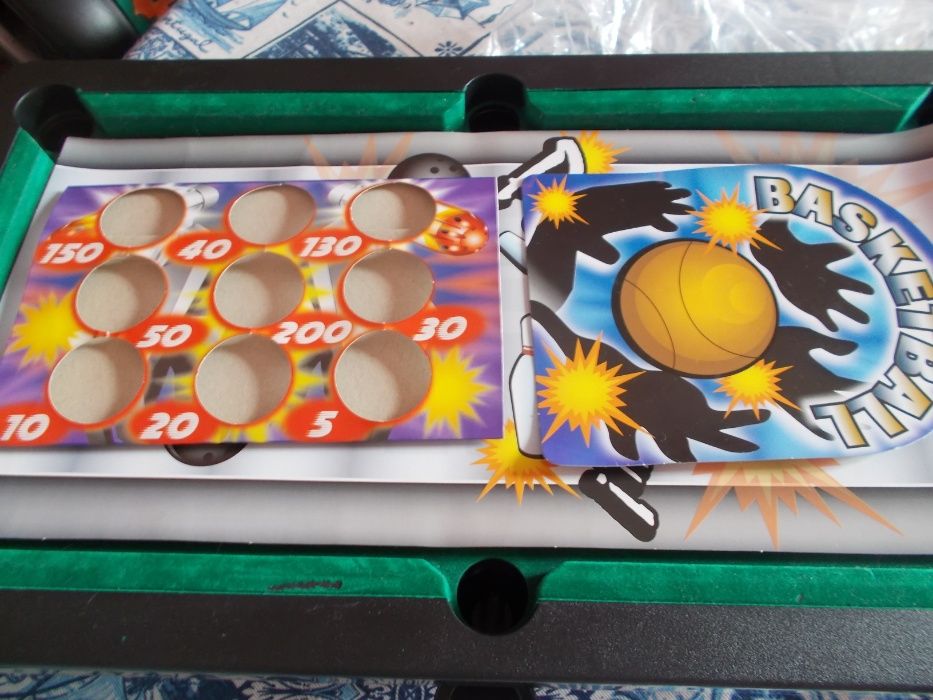Jogo de Bilhar Bowling e basquetebol