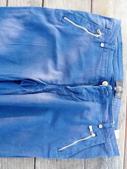 Spodnie materiałowe Reserved 38