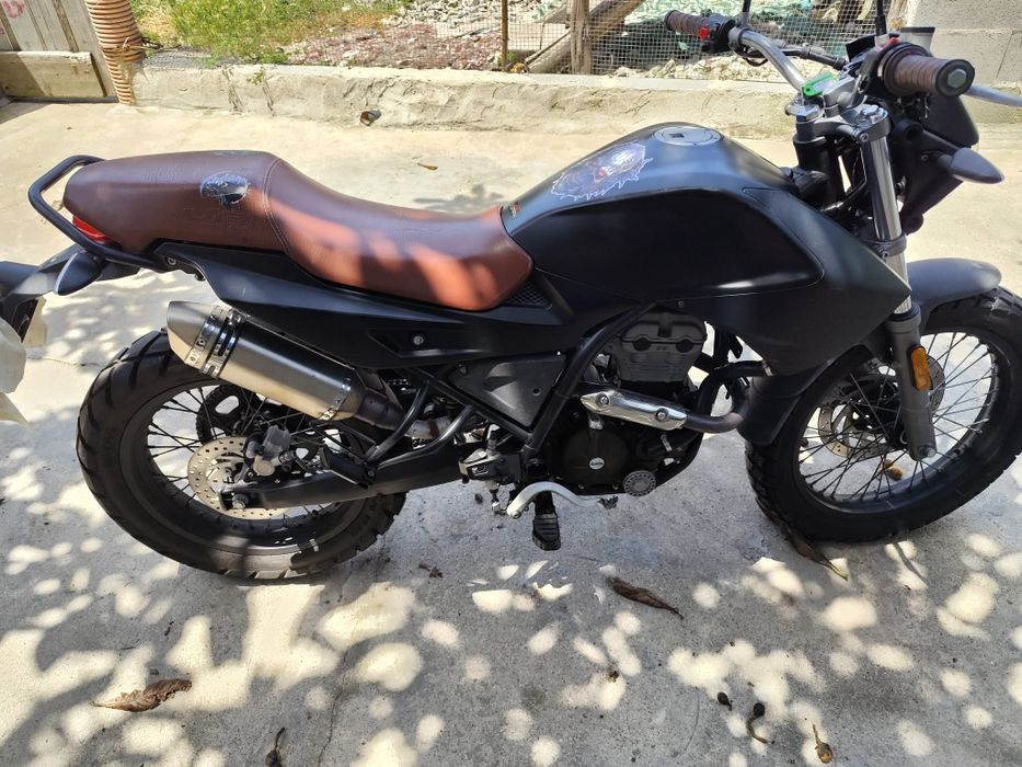 UM Scrambler 125 2018