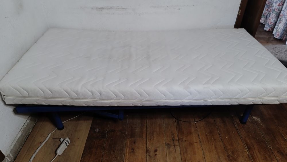 Cama articulada elétrica