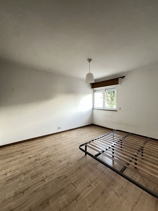 Arrenda-se T2 Centro Viseu