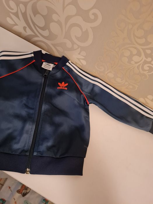 Dresik adidas dla chłopca