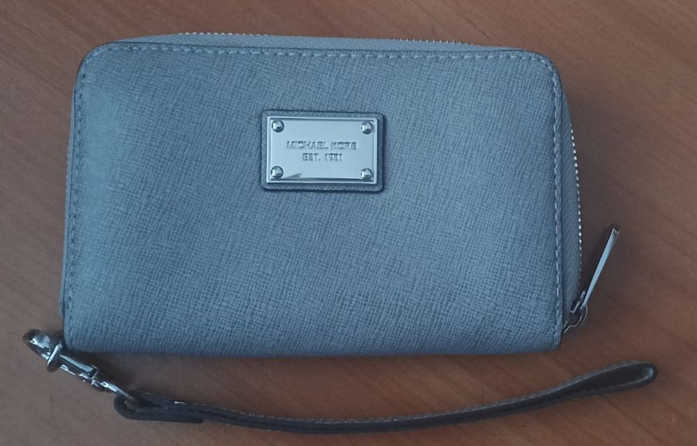 Жіночий гаманець Michael Kors