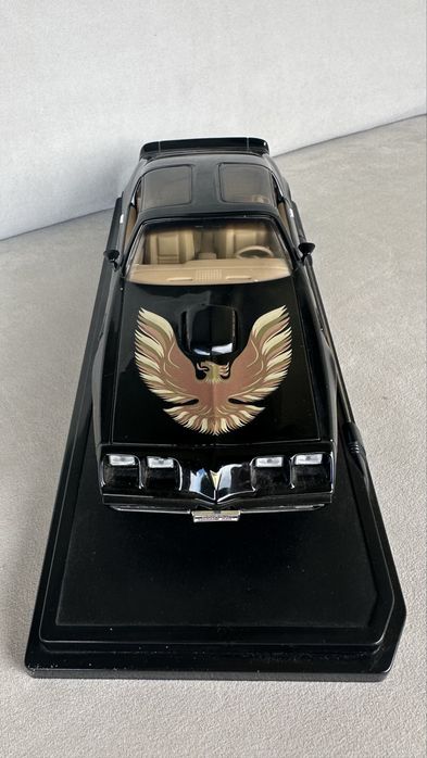 Модельна машина Pontiac