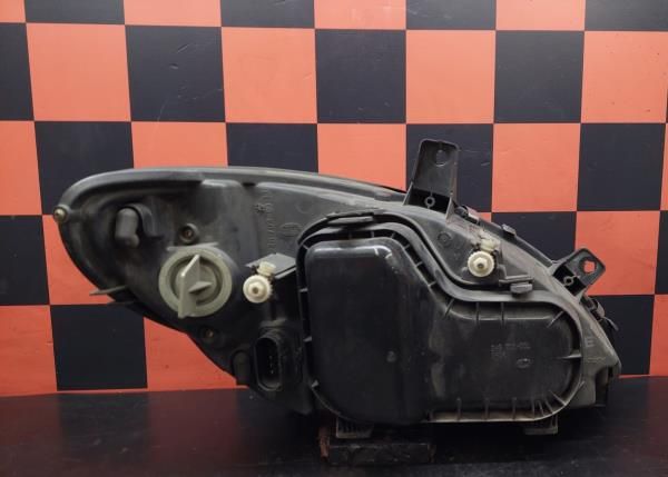 Ótica / farol esquerda MERCEDES-BENZ Vito Combi (W639)