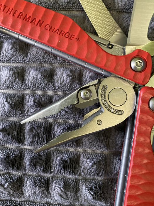 Leatherman  Charge red ! oryginał .