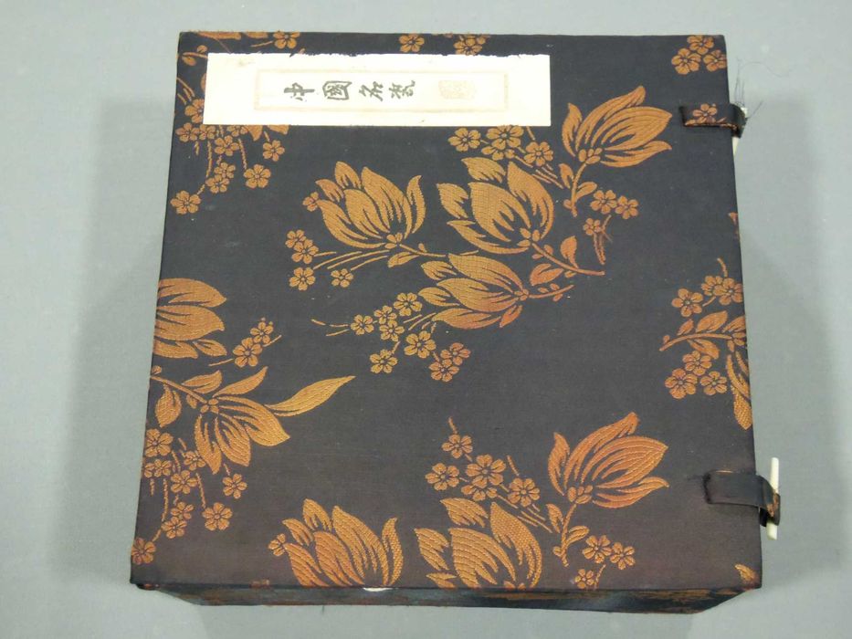 Caixa Japonesa forrada a tecido