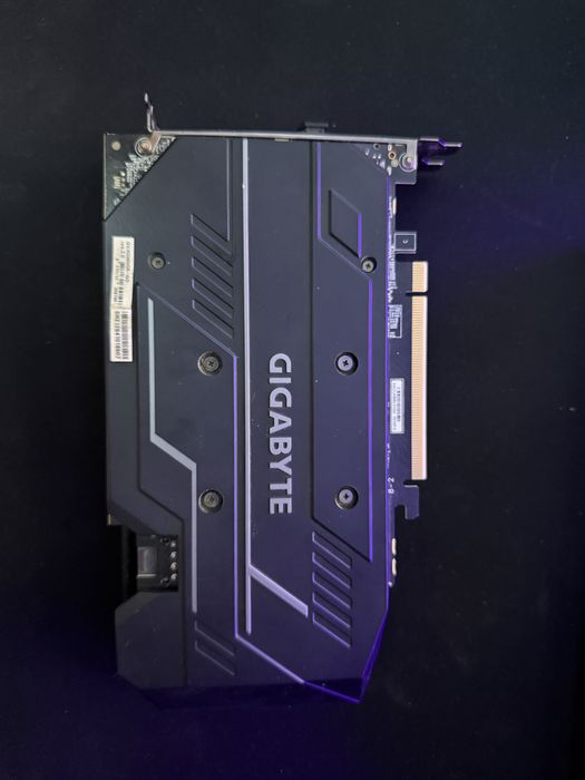 NVIDIA gigabyte geforce RTX 2060 6GB VRAM - usada em BOM ESTADO