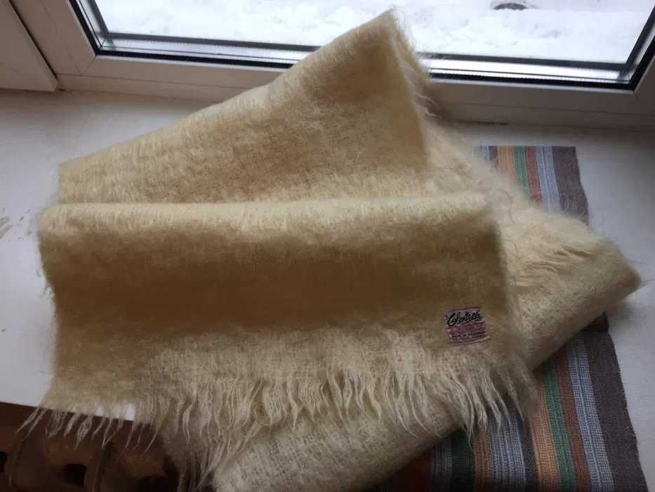 Великий мохеровий Шотландський шарф