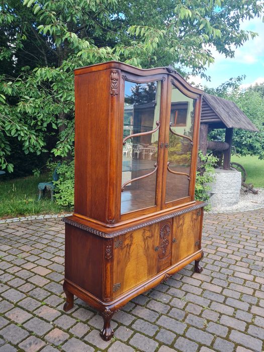 Stylowa Witryna Biblioteka biblioteczka "kule w szponach"