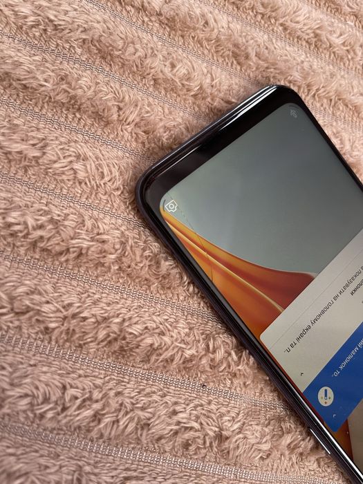 Телефон OnePlus