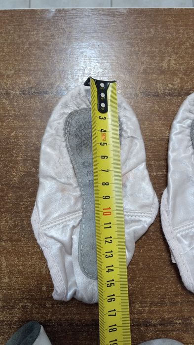 Чешки дитячі для танців, гімнастики шкіряні червоні білі