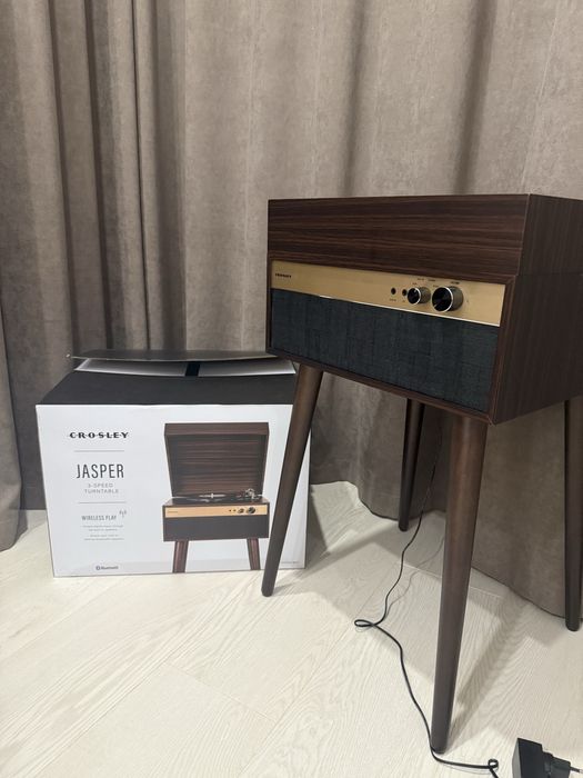 Програвач Crosley Jasper Turnable Walnut CR6236A-WA4