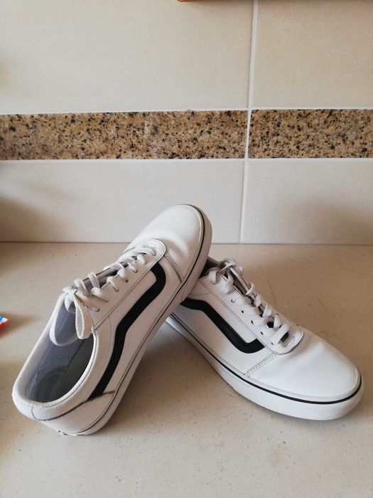 Sapatos Vans tamanho 41