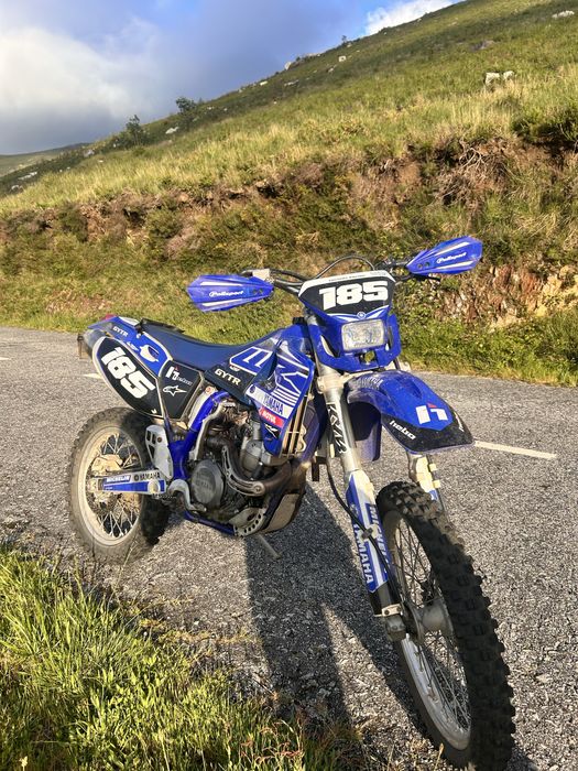 Vendo ou troco wr 426 matriculada