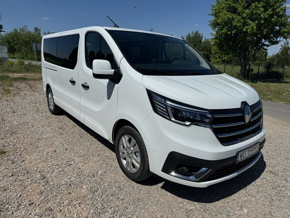 Wynajem bus 9 osobowy trafic vivaro klima long