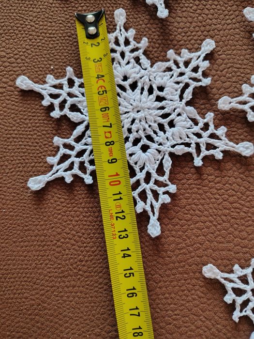 Gwiazdki na szydełku 10 sztuk
