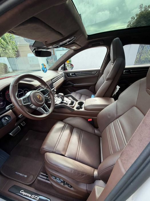 Porsche Cayenne GTS 2023